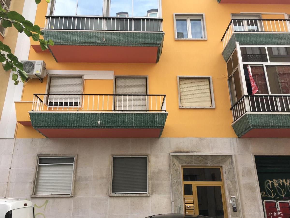 Mouraria House Central And Quiet With A Balcony Lissabon Buitenkant foto